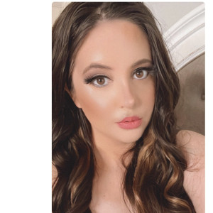 ava_hadley #2925159