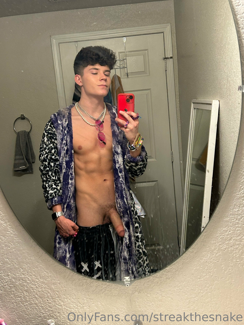 Photo by streakthesnake published on July 25,2023 01:26:34 - BestThots