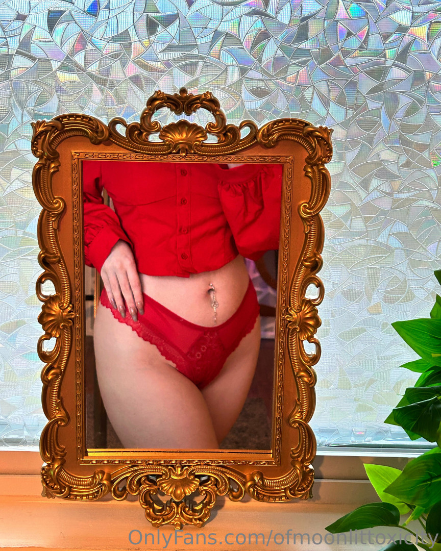 Photo by ofmoonlittoxicity published on May 19,2023 22:45:04 - BestThots