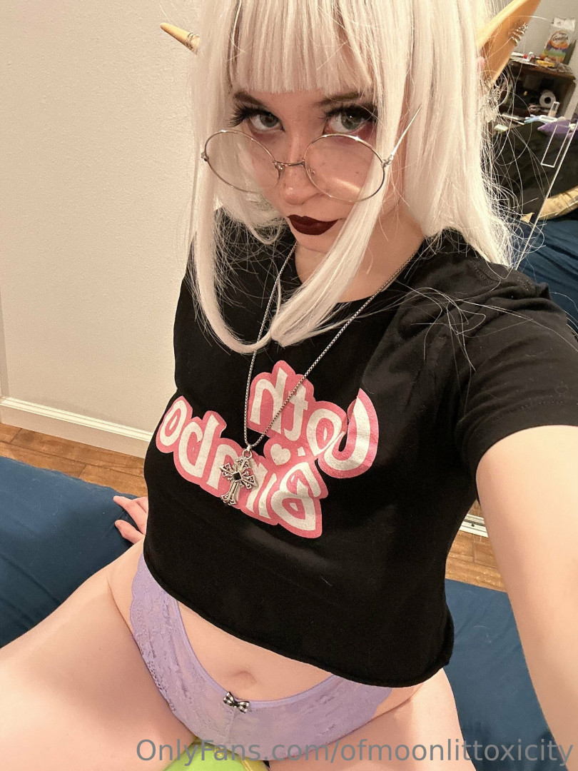 Photo by ofmoonlittoxicity published on May 19,2023 22:45:42 - BestThots
