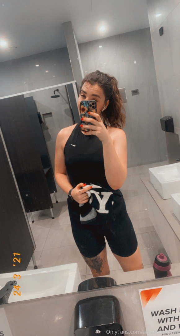 Photo by amateuraussie published on October 17,2023 06:52:37 - BestThots