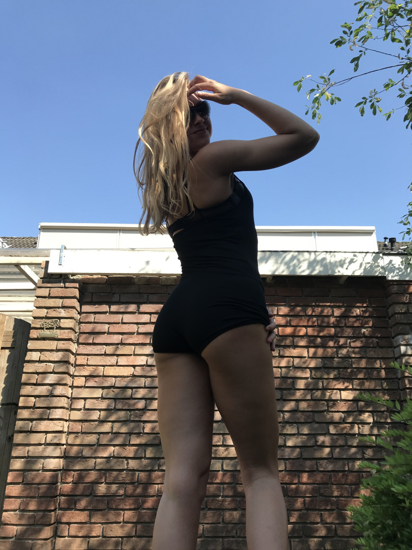 Photo by siswet19 published on October 16,2023 15:20:15 - BestThots