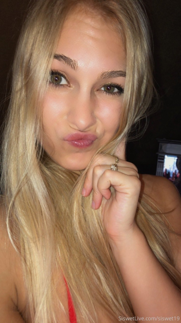 Photo by siswet19 published on October 16,2023 15:49:03 - BestThots