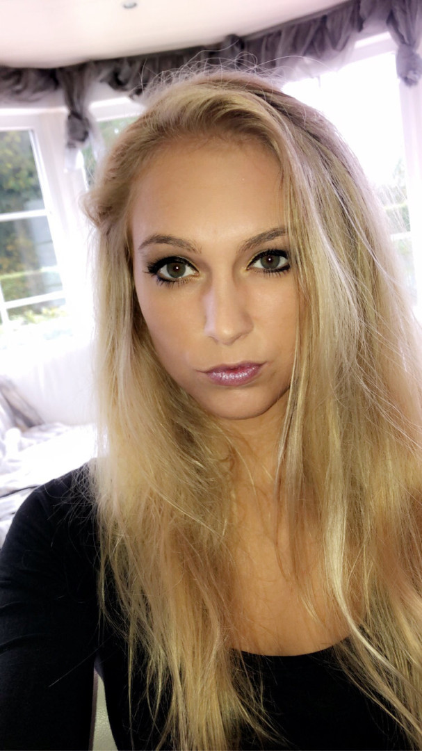 Photo by siswet19 published on October 16,2023 15:54:47 - BestThots