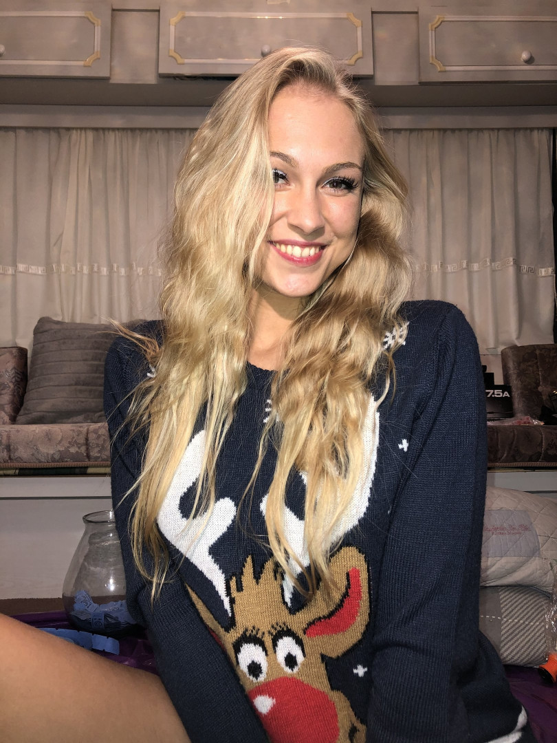 Photo by siswet19 published on October 16,2023 16:10:11 - BestThots