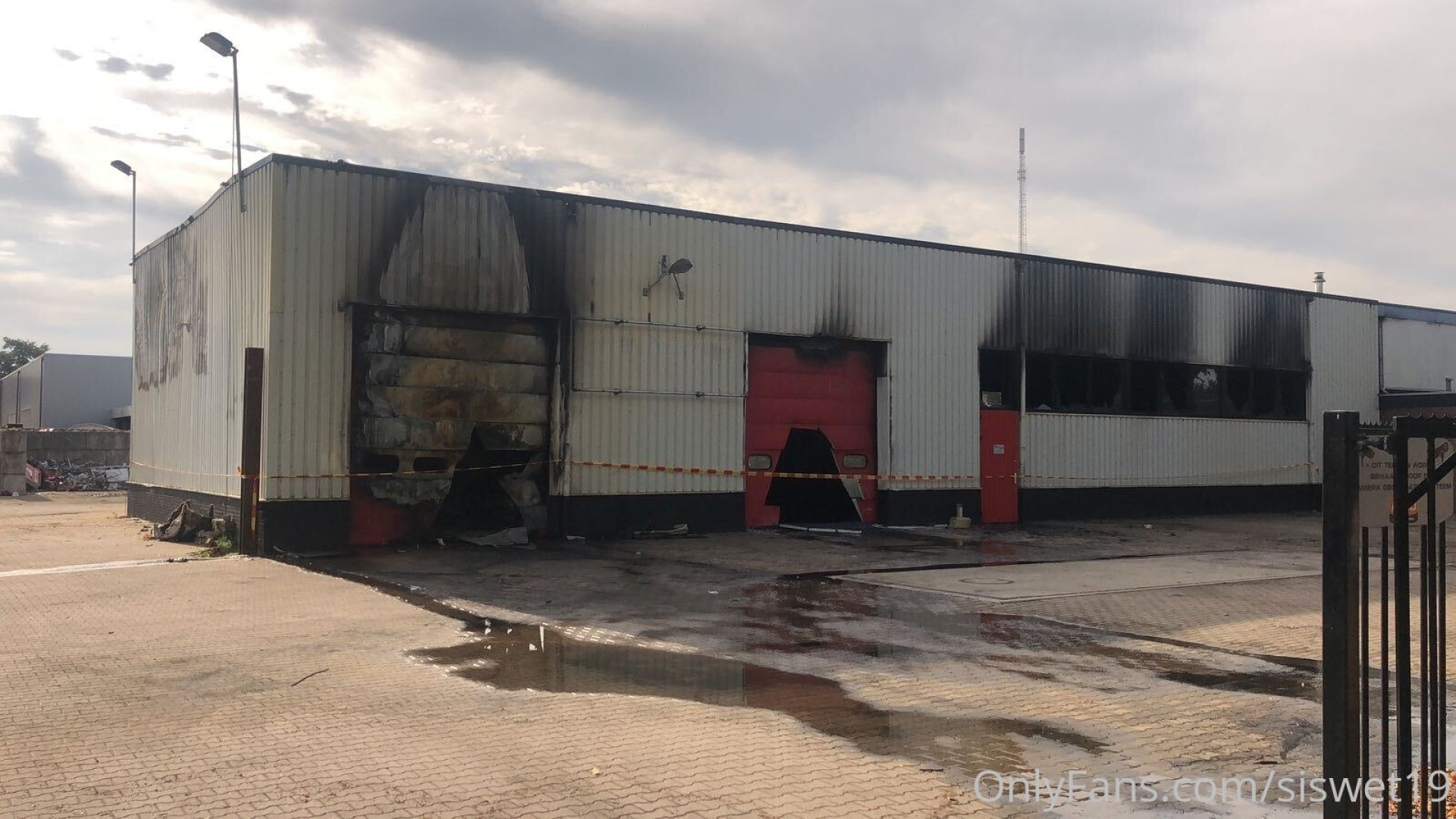 Photo by siswet19 published on October 16,2023 16:28:59 - BestThots