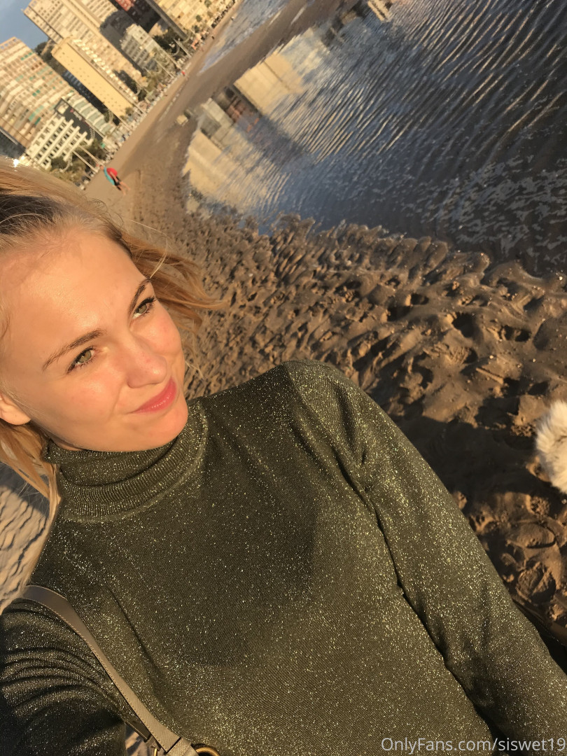 Photo by siswet19 published on October 16,2023 16:33:43 - BestThots