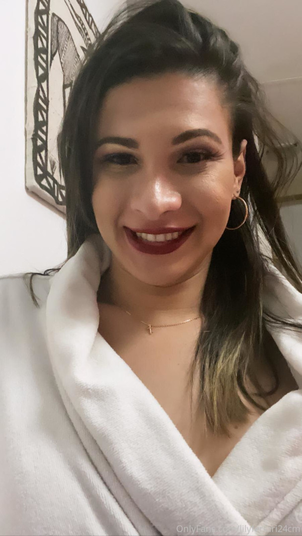 Photo by translilyferrari24cm published on October 11,2023 02:02:40 - BestThots