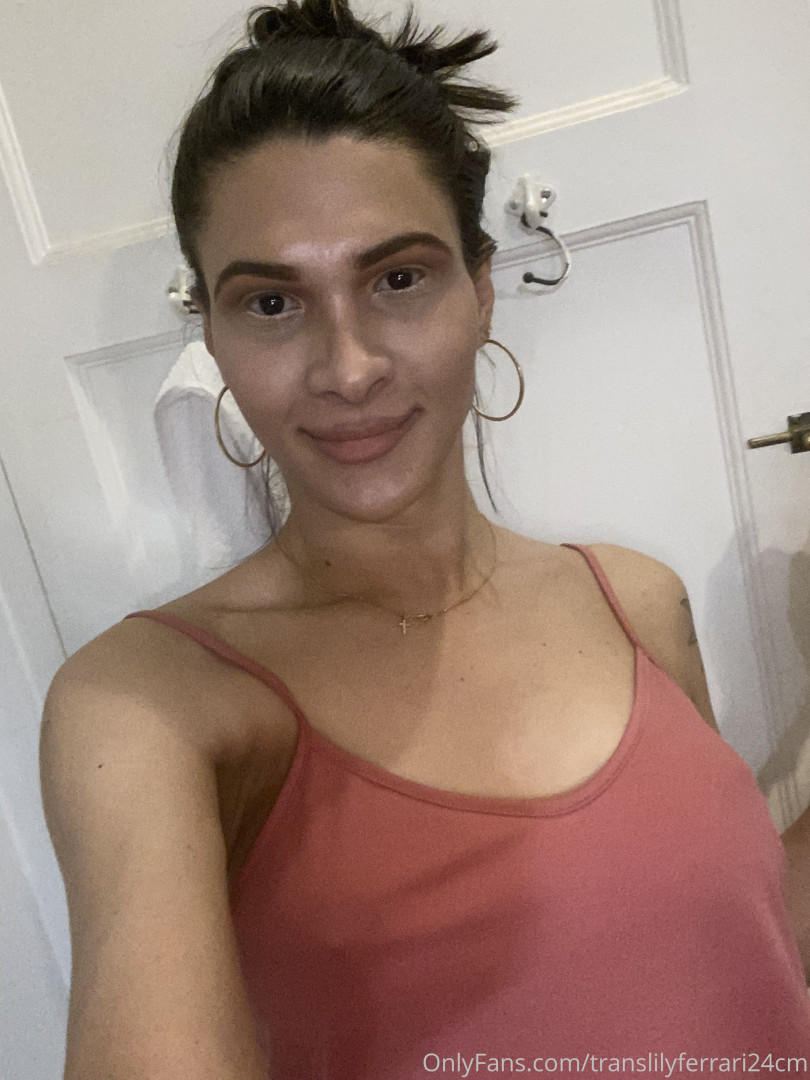 Photo by translilyferrari24cm published on October 11,2023 06:48:39 - BestThots