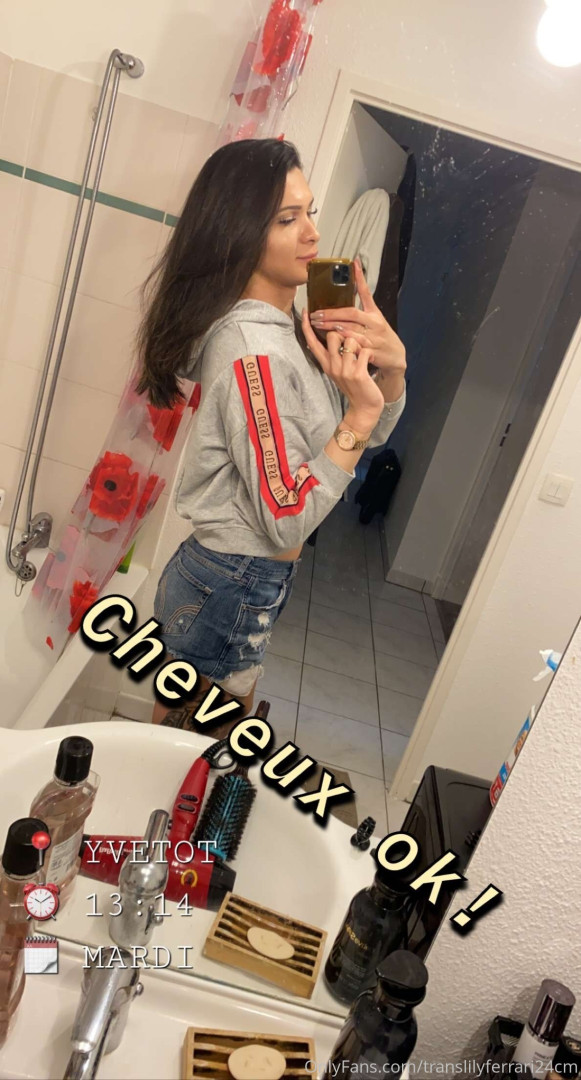 Photo by translilyferrari24cm published on October 11,2023 07:07:54 - BestThots