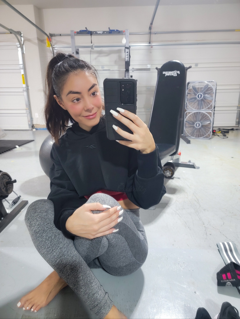 Photo by cookiesbby published on January 11,2024 00:23:40 - BestThots