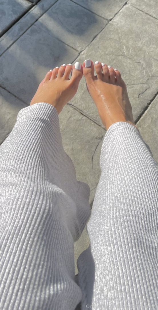 Photo by exoticgoddessem published on June 9,2023 17:56:33 - BestThots