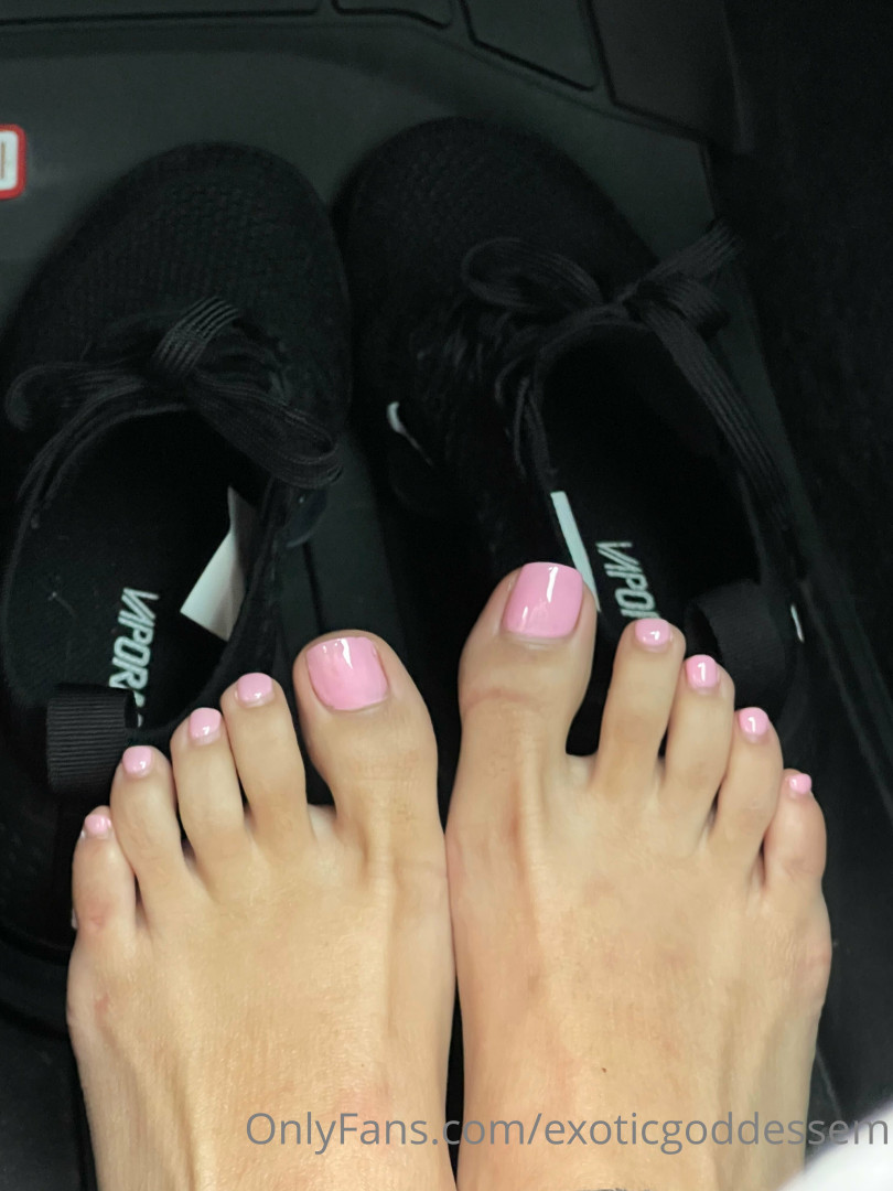 Photo by exoticgoddessem published on October 16,2023 09:59:27 - BestThots