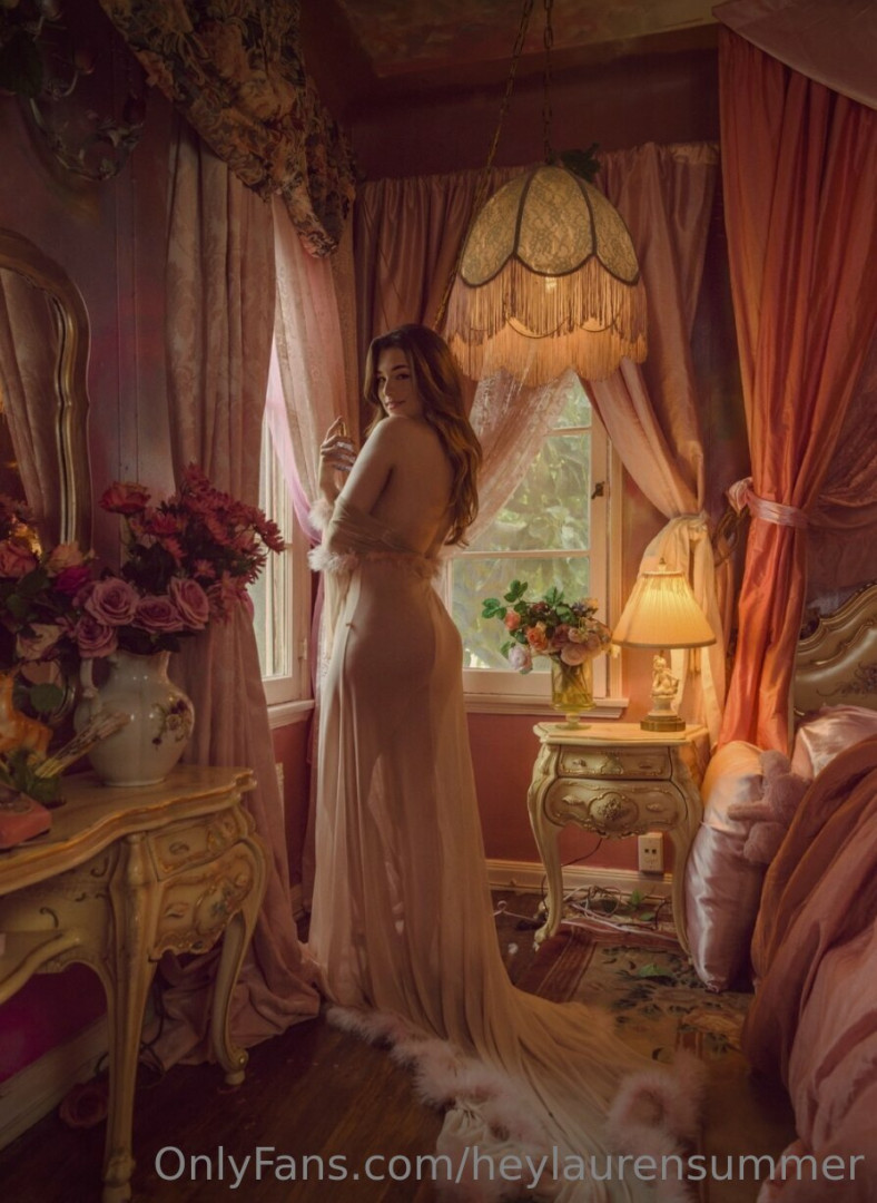 Photo by heylaurensummer published on August 29,2023 22:52:55 - BestThots