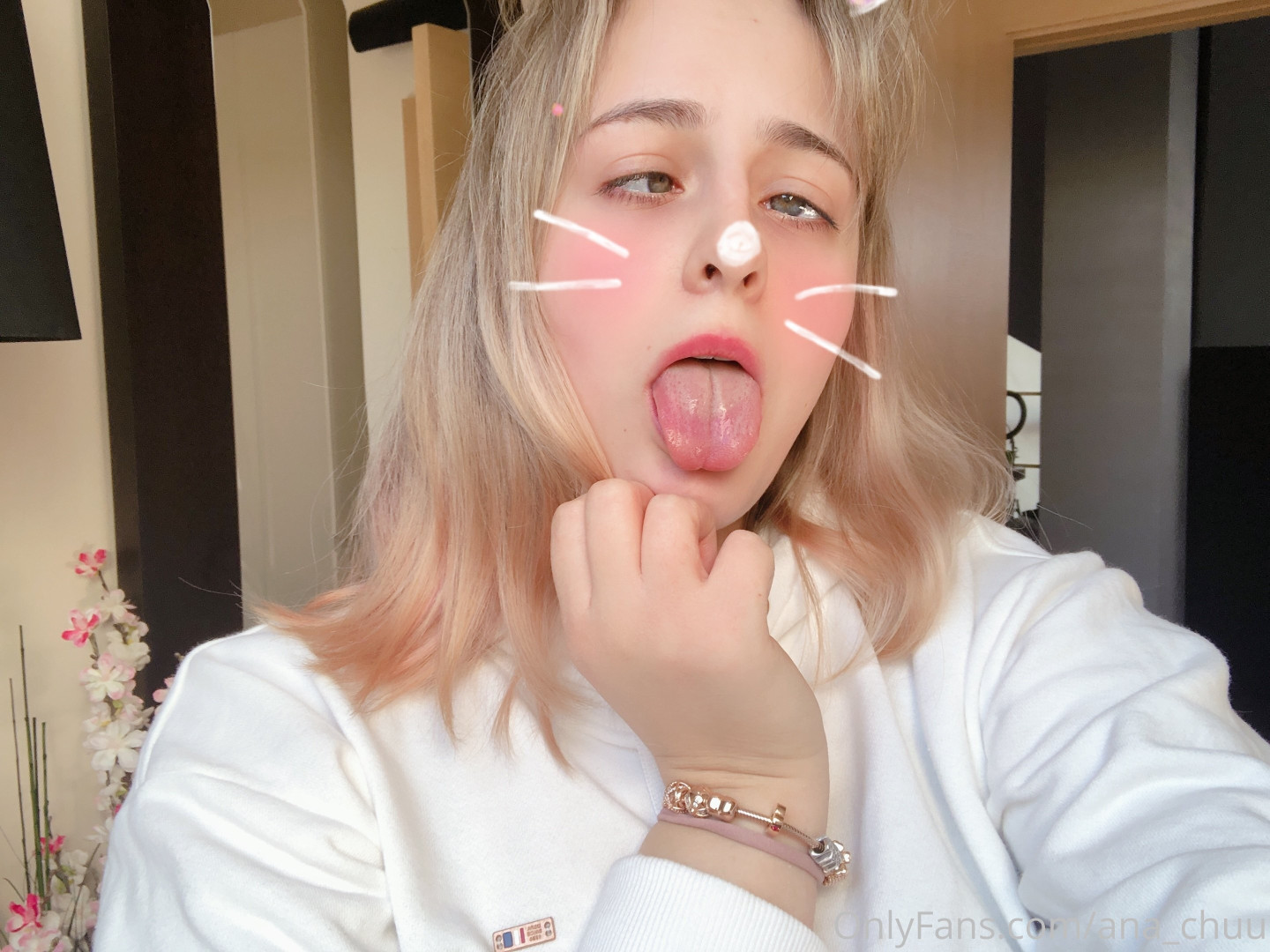 Photo by ana_chuu published on October 16,2023 05:48:01 - BestThots