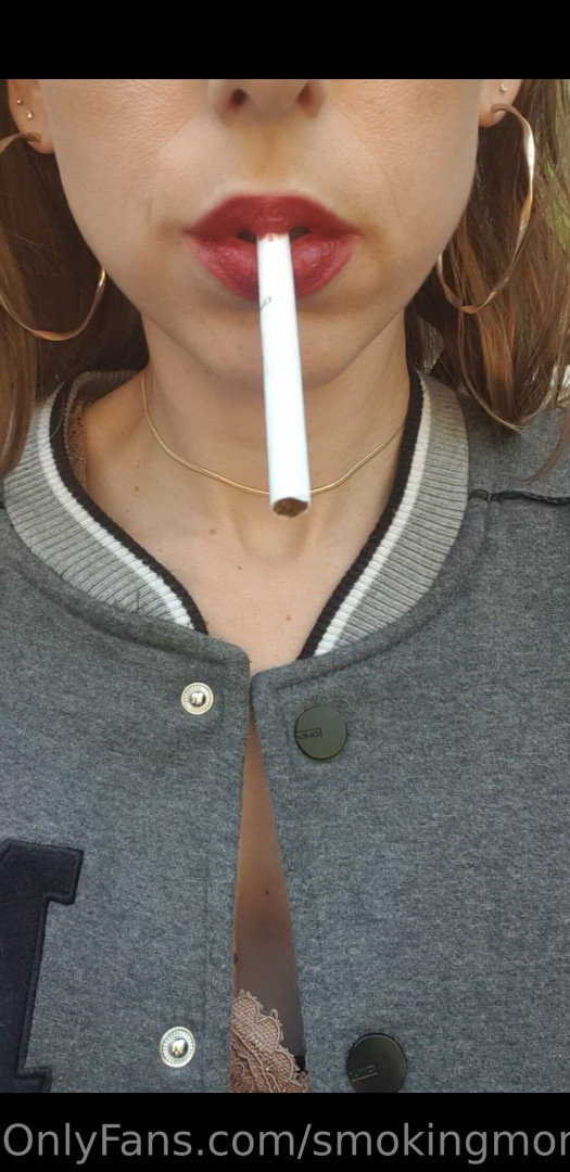 Photo by smokingmom published on May 17,2023 21:45:20 - BestThots