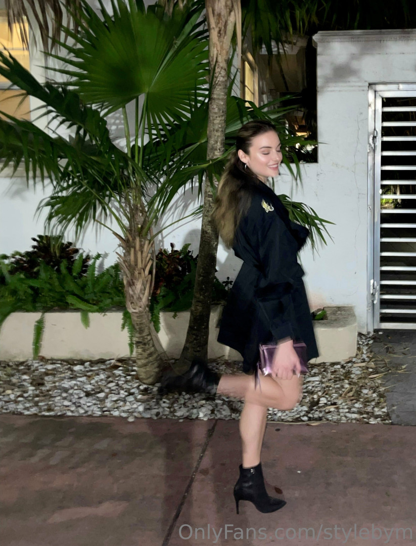 Photo by stylebym published on June 24,2023 23:00:53 - BestThots