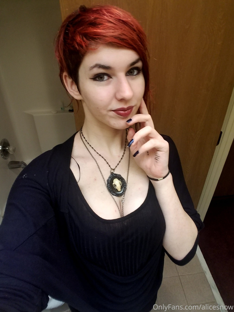 Photo by alicesnow published on October 16,2023 14:58:59 - BestThots