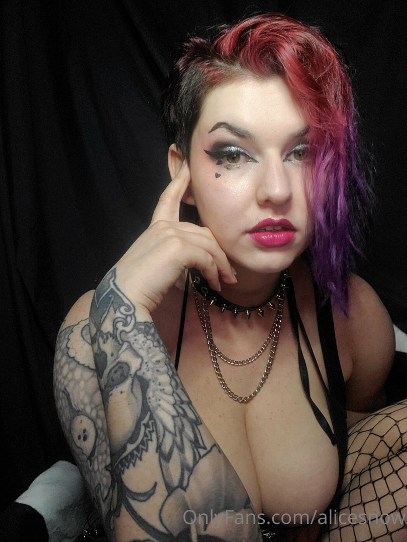 Photo by alicesnow published on October 16,2023 15:00:56 - BestThots