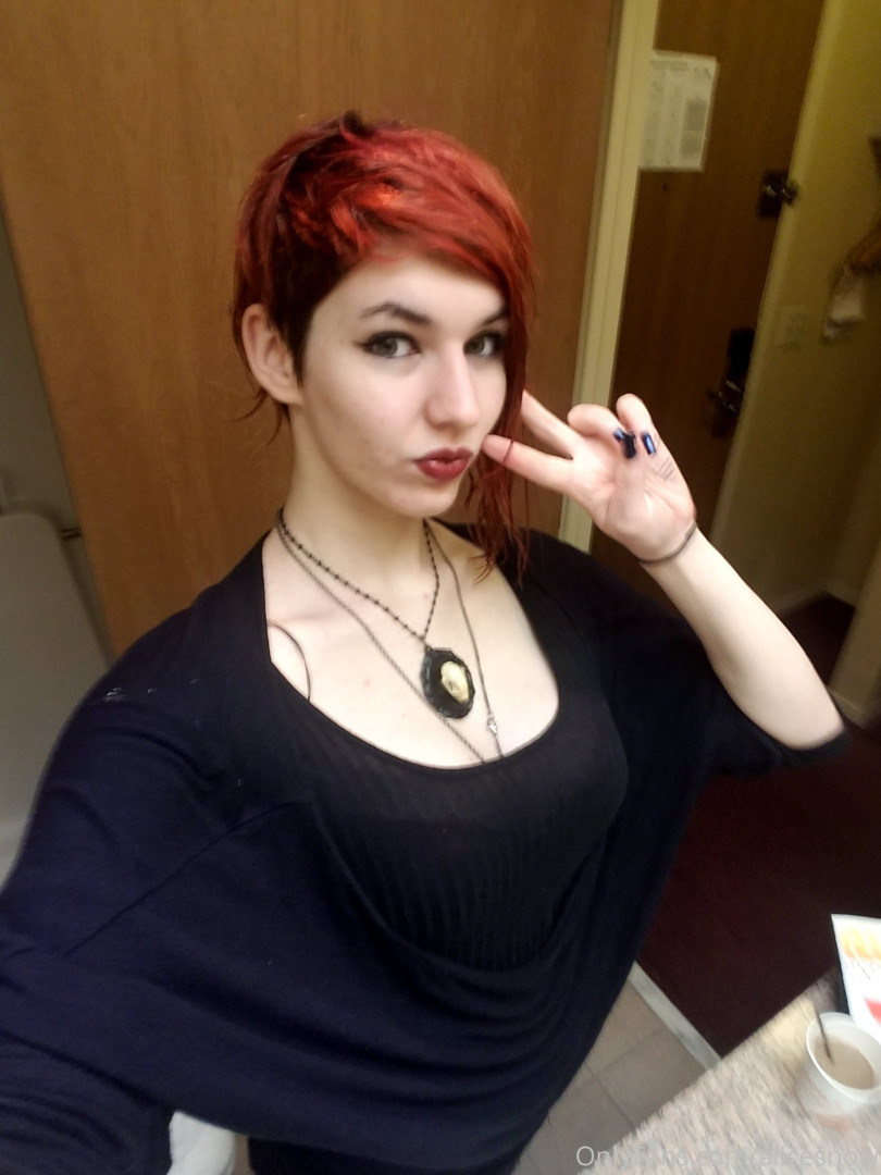 Photo by alicesnow published on October 16,2023 15:15:42 - BestThots