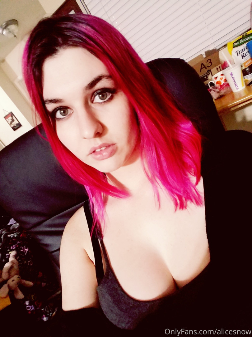 Photo by alicesnow published on October 16,2023 15:23:05 - BestThots