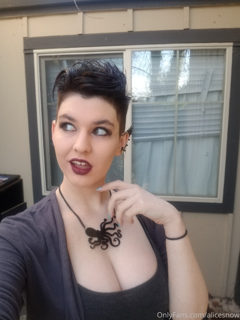 Photo by alicesnow published on October 16,2023 15:28:42 - BestThots