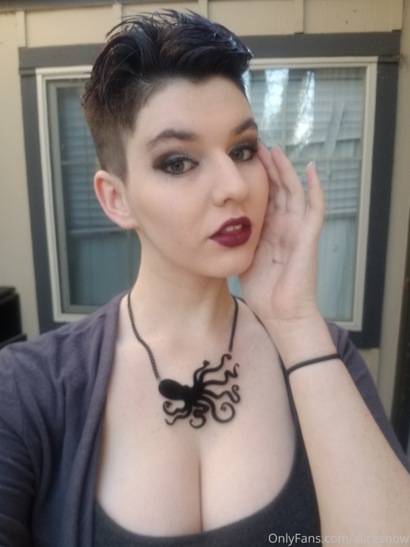 Photo by alicesnow published on October 16,2023 15:42:24 - BestThots