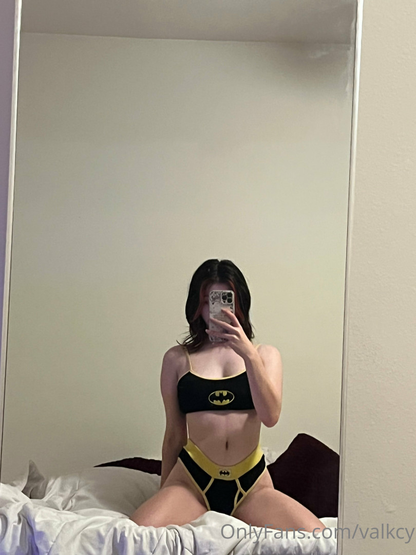 Photo by valkcy published on July 27,2023 17:21:11 - BestThots
