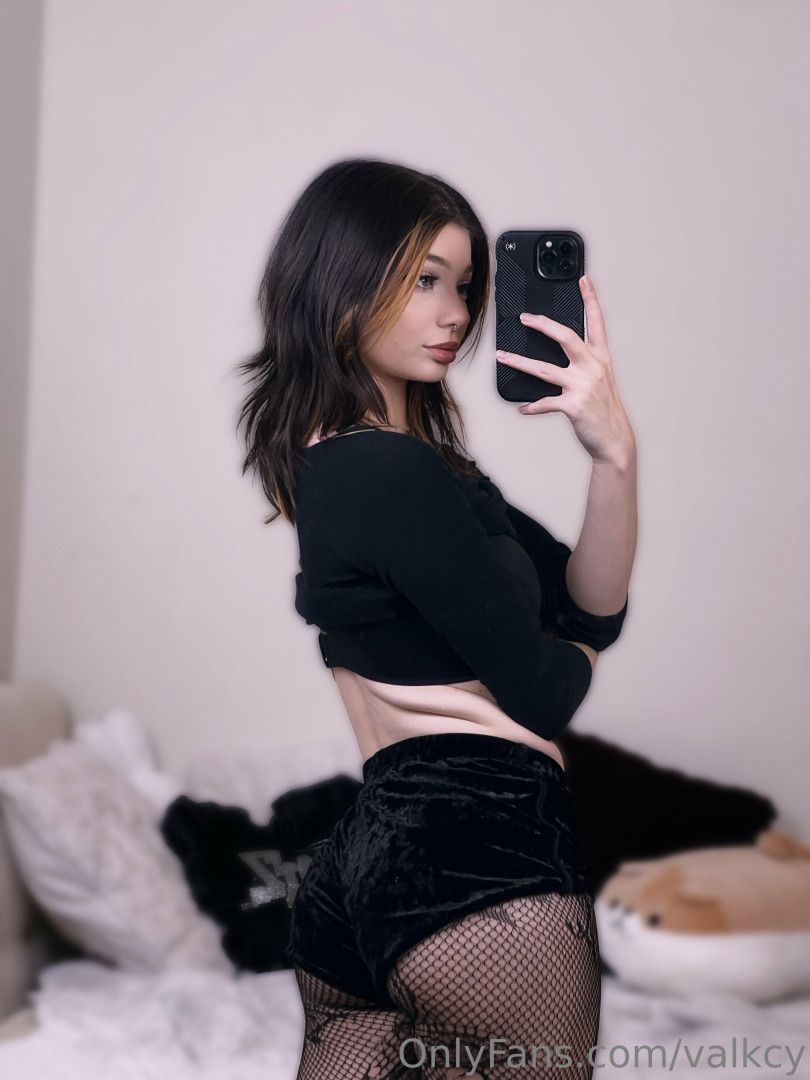 Photo by valkcy published on July 27,2023 17:23:44 - BestThots