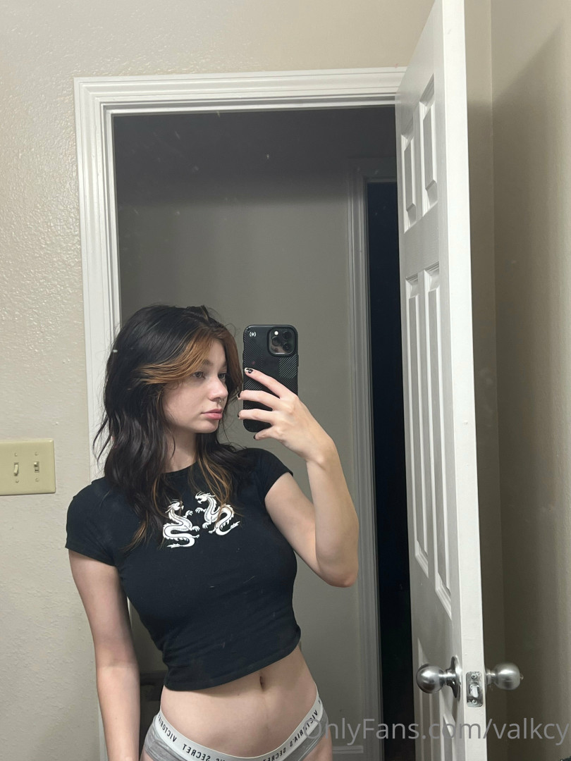 Photo by valkcy published on July 27,2023 17:26:01 - BestThots
