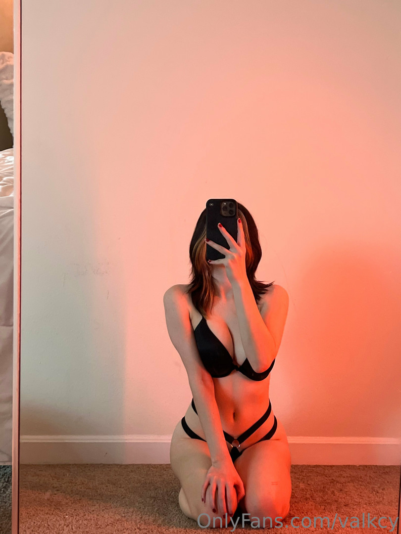Photo by valkcy published on July 27,2023 17:27:27 - BestThots