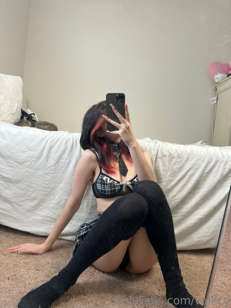 Photo by valkcy published on July 27,2023 17:30:21 - BestThots