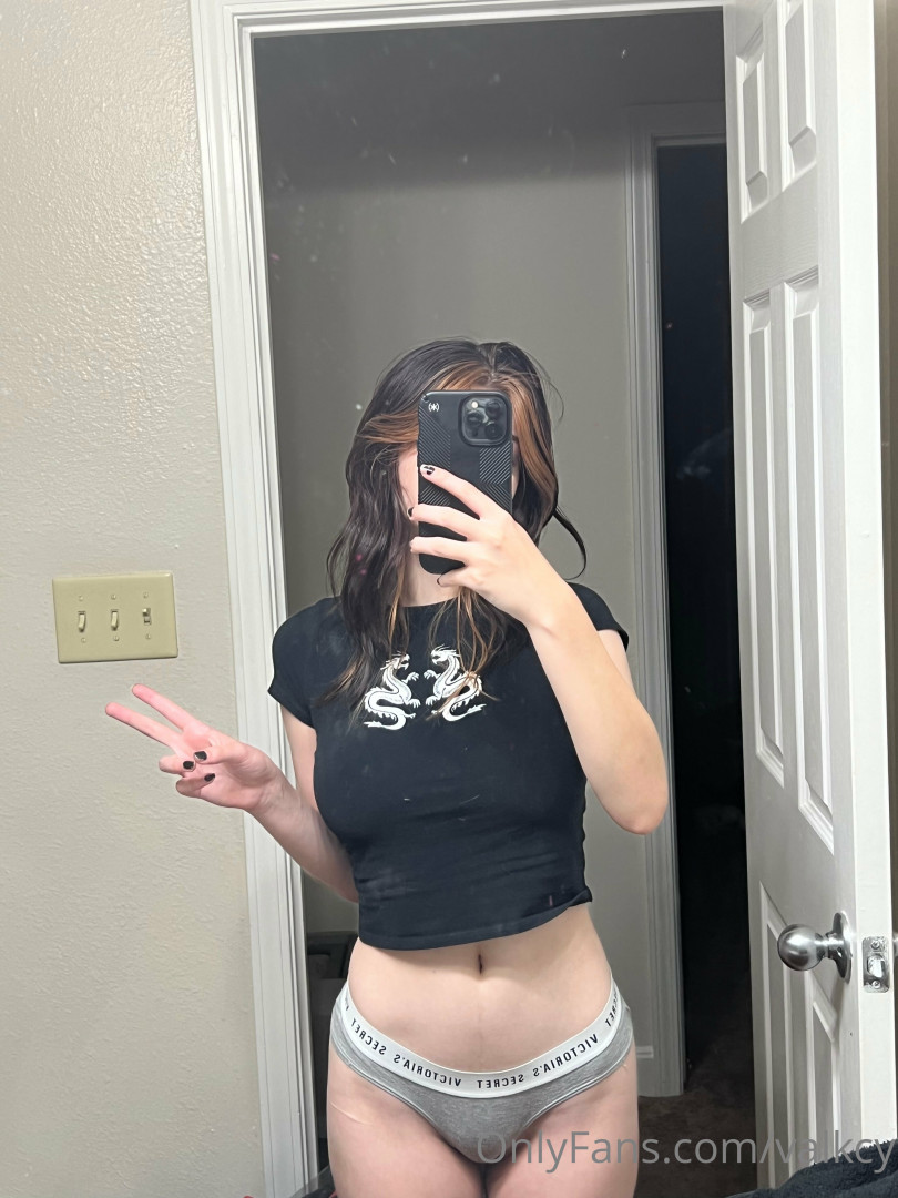 Photo by valkcy published on July 27,2023 17:33:00 - BestThots