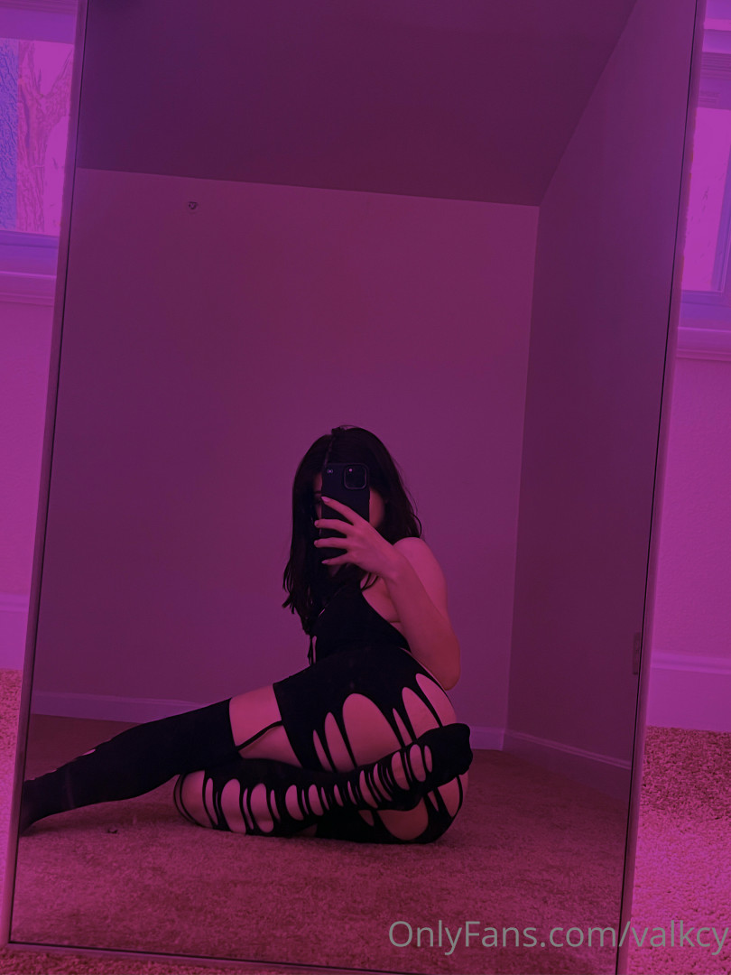 Photo by valkcy published on July 27,2023 17:37:22 - BestThots