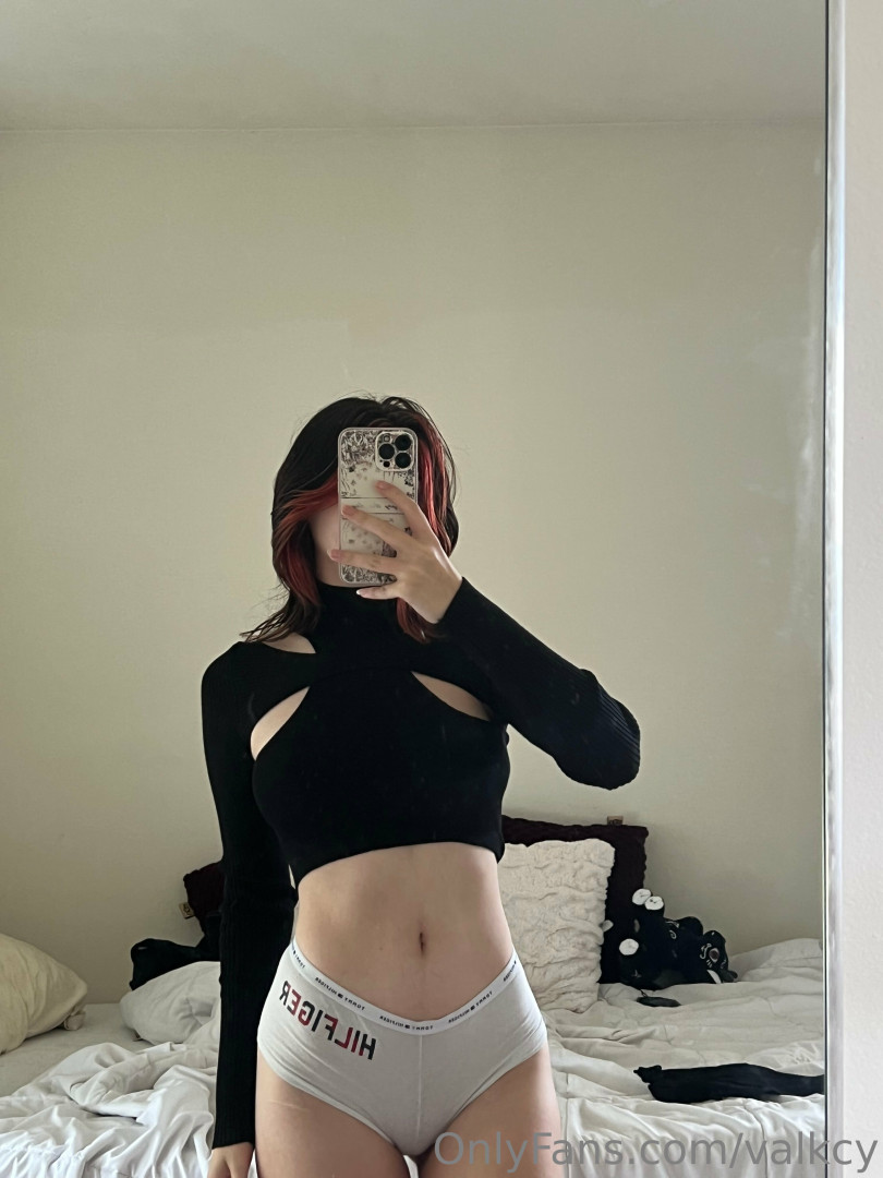 Photo by valkcy published on July 27,2023 17:50:15 - BestThots