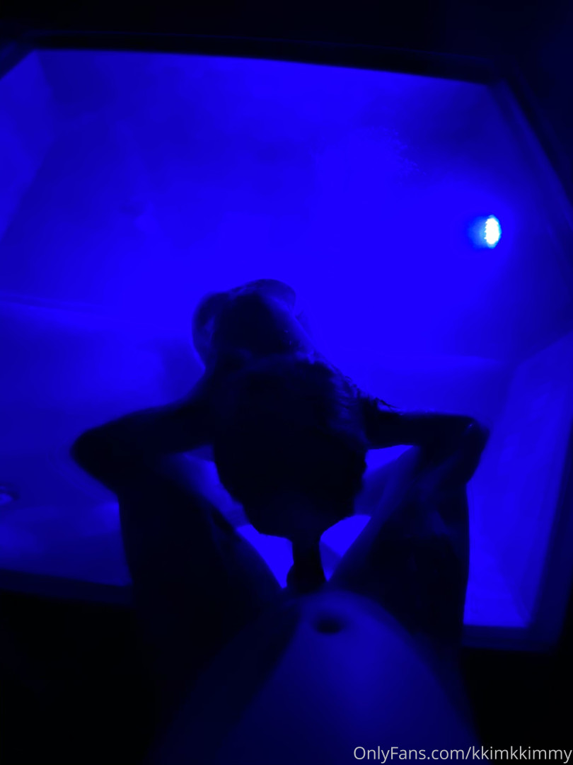 Photo by kkimkkimmy published on October 16,2023 18:43:26 - BestThots