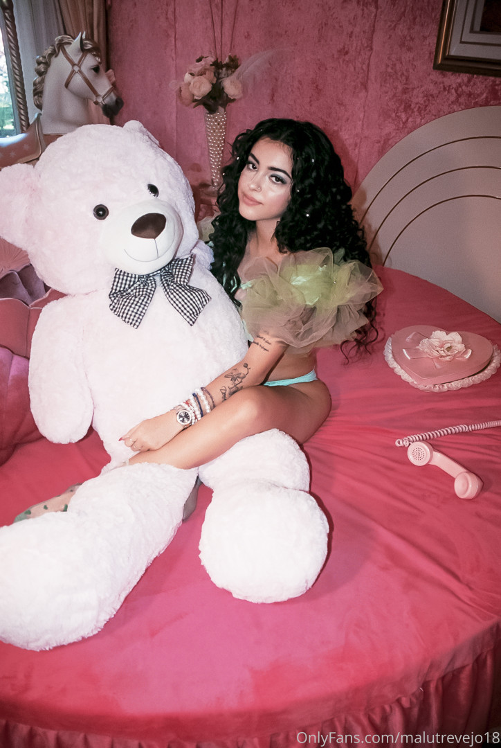 Photo by malutrevejo18 published on October 16,2023 08:13:40 - BestThots