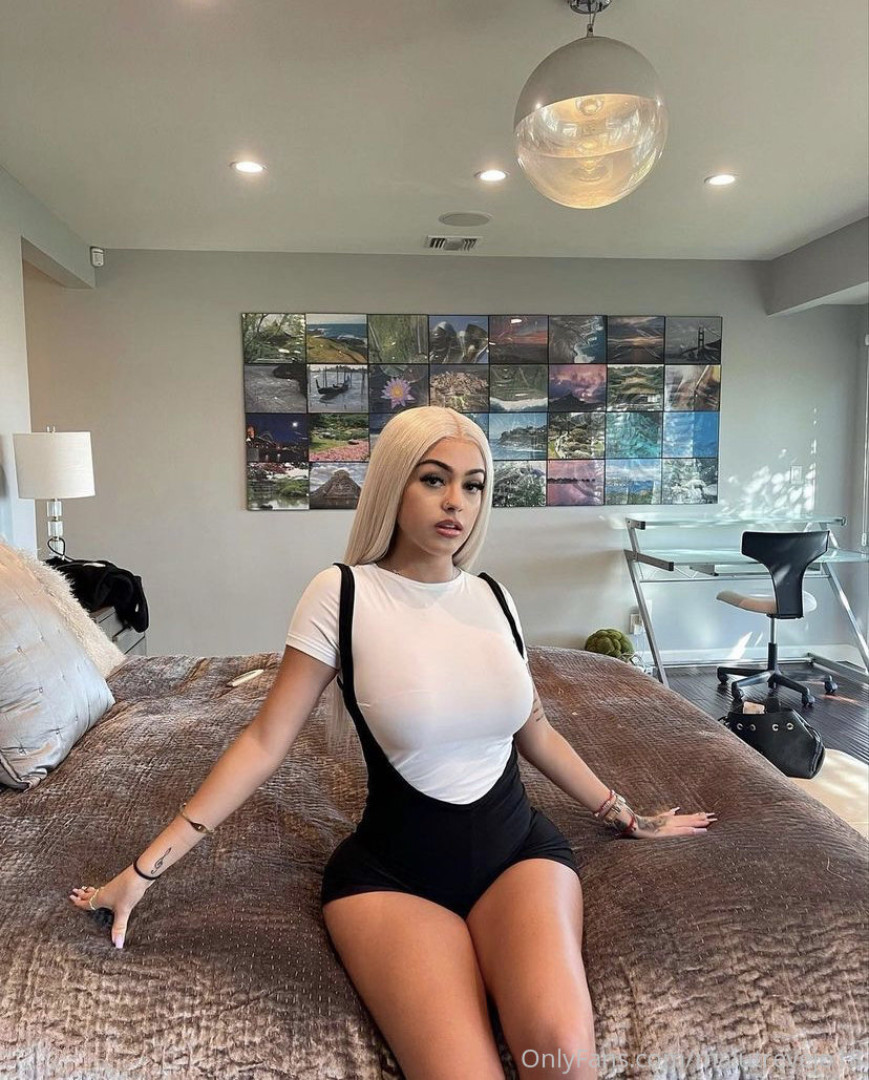 Photo by malutrevejo18 published on October 16,2023 09:07:09 - BestThots