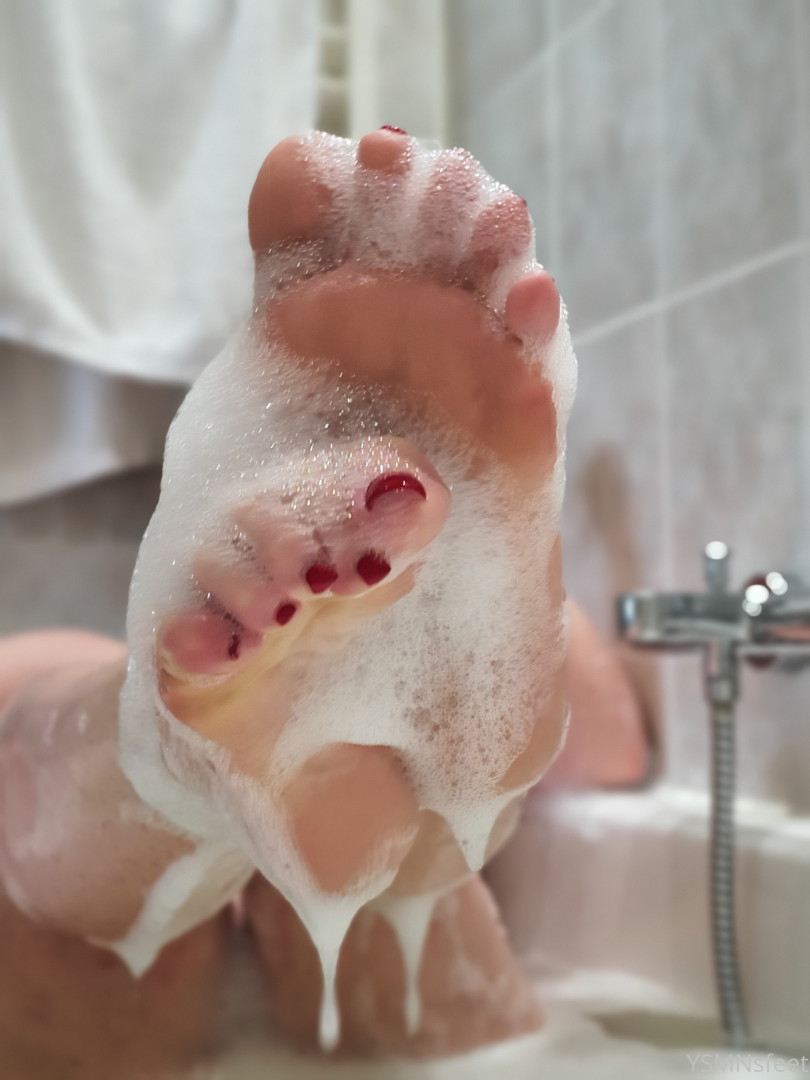Photo by deliciousdutchfeet published on January 14,2024 23:18:29 - BestThots