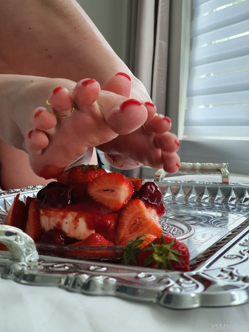 Photo by deliciousdutchfeet published on January 14,2024 23:40:52 - BestThots