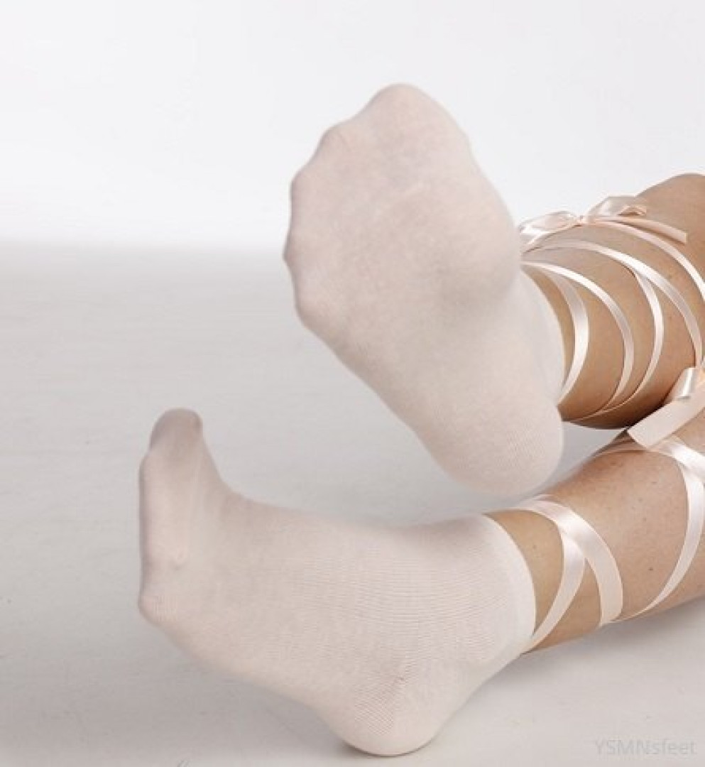 Photo by deliciousdutchfeet published on January 14,2024 23:41:28 - BestThots