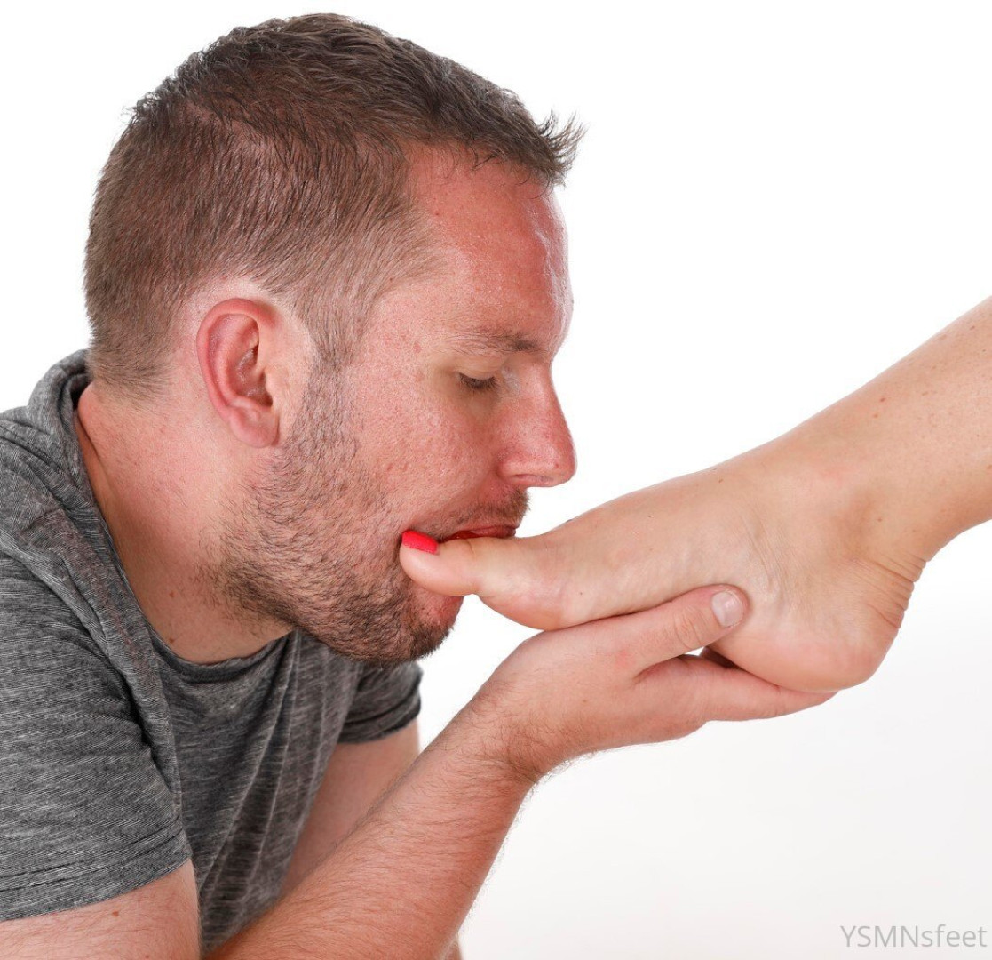 Photo by deliciousdutchfeet published on January 14,2024 23:42:09 - BestThots