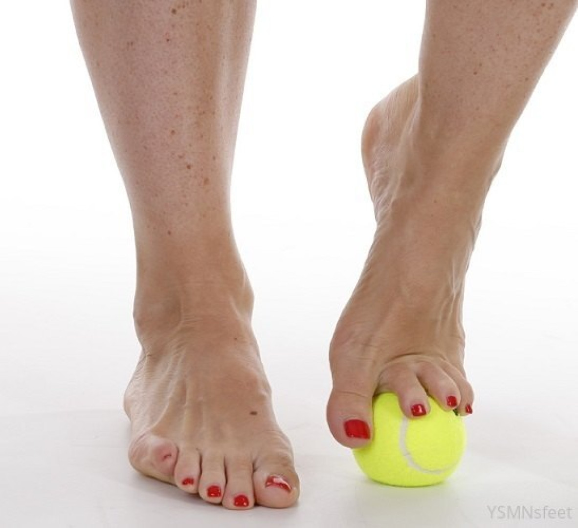 Photo by deliciousdutchfeet published on January 14,2024 23:43:09 - BestThots