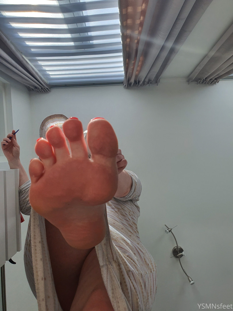 Photo by deliciousdutchfeet published on January 14,2024 23:43:22 - BestThots