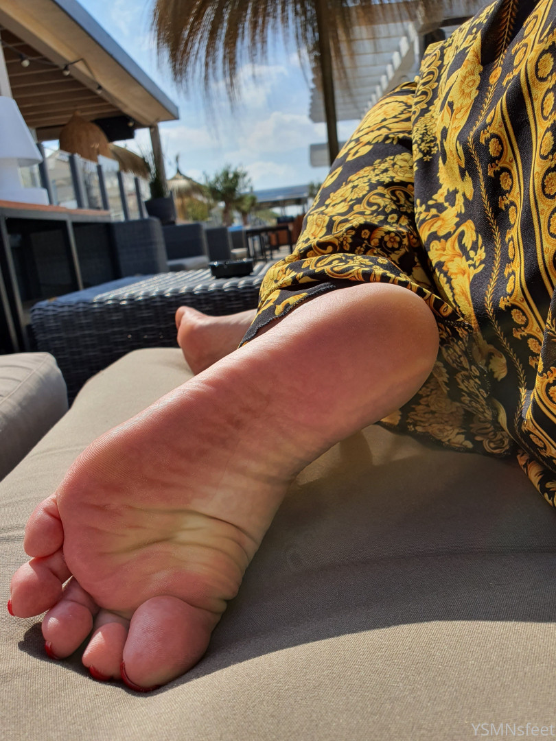 Photo by deliciousdutchfeet published on January 14,2024 23:44:03 - BestThots