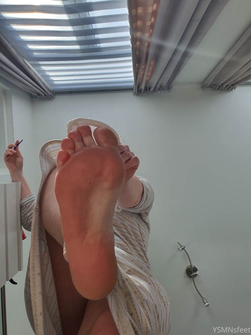 Photo by deliciousdutchfeet published on January 14,2024 23:44:24 - BestThots