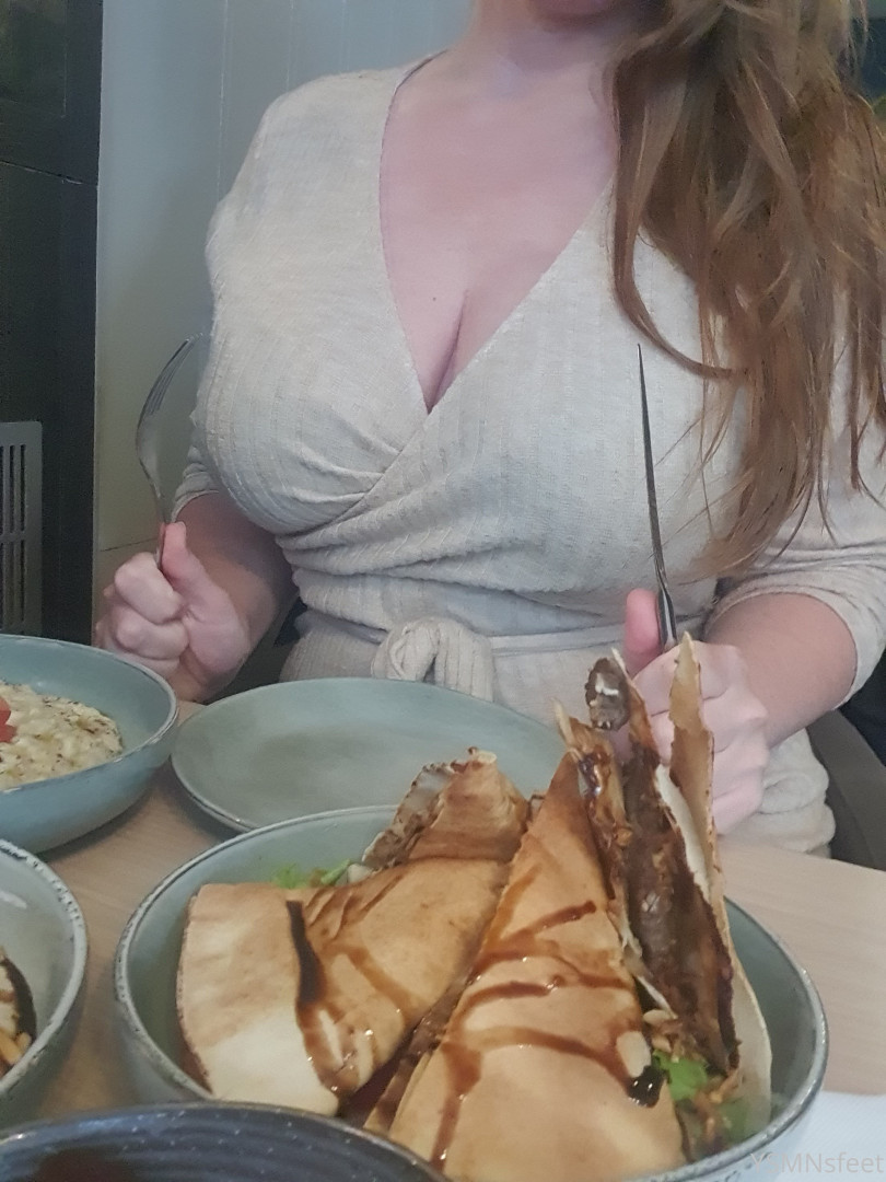 Photo by deliciousdutchfeet published on January 14,2024 23:44:42 - BestThots