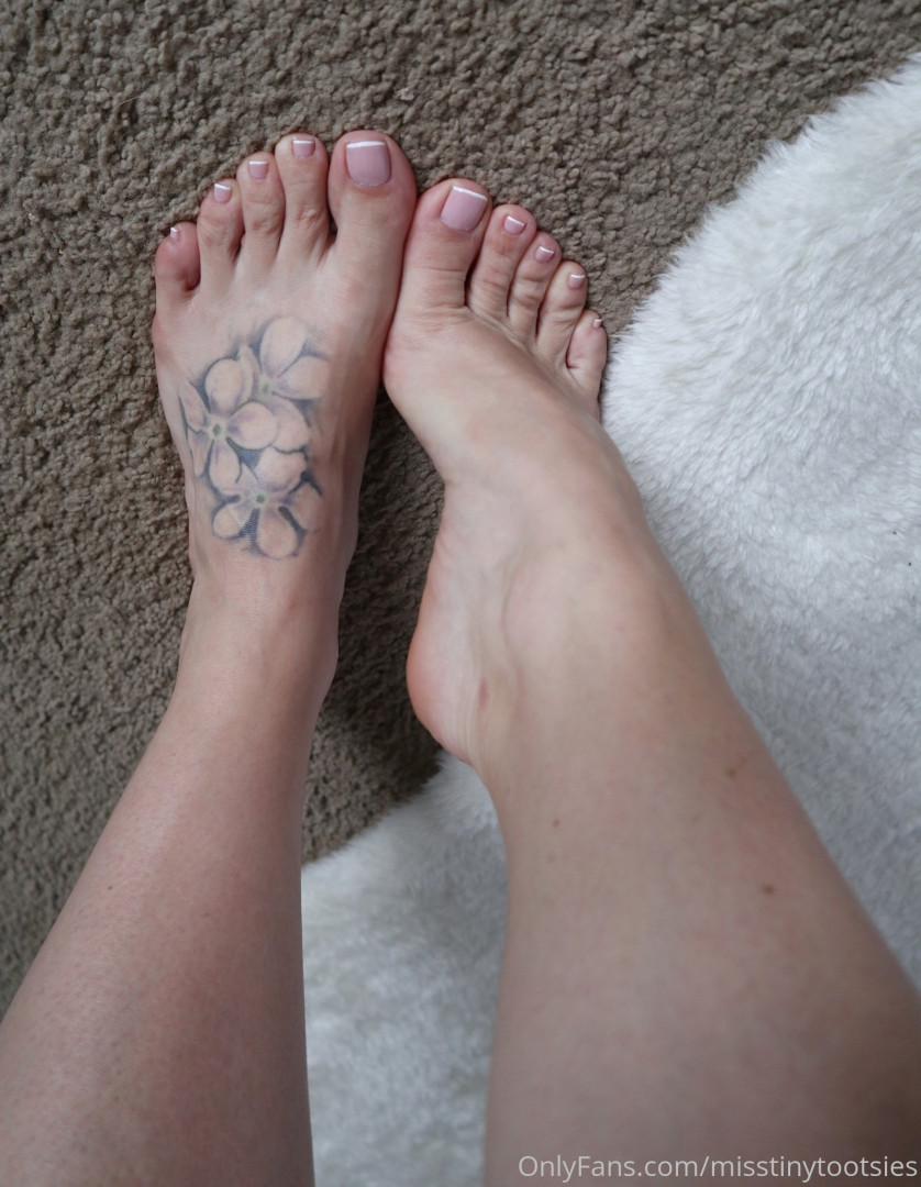 Photo by misstinytootsies published on June 7,2023 04:38:23 - BestThots