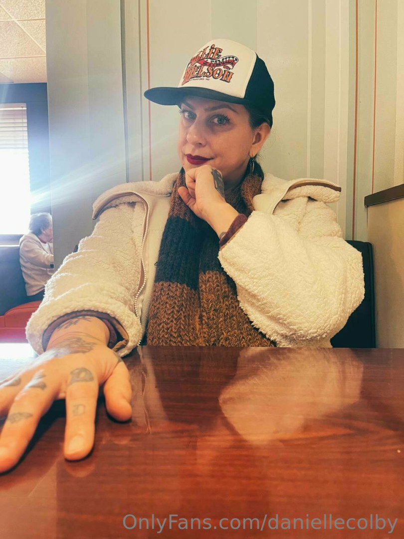 Photo by daniellecolby published on January 15,2024 08:48:10 - BestThots