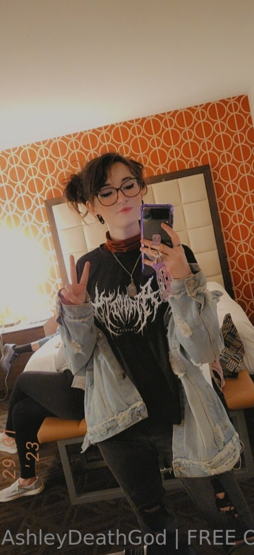 Photo by ashleydeathgod published on July 20,2023 23:27:25 - BestThots